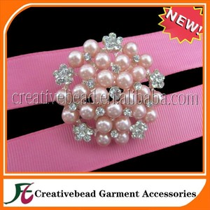 Belle élégante cristal Bling strass fleur broche gros <span class=keywords><strong>chez</strong></span> <span class=keywords><strong>les</strong></span> <span class=keywords><strong>filles</strong></span> chapeaux d'hiver - Product Image 3