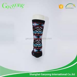 Top herstellung umweltfreundliche glow in <span class=keywords><strong>the</strong></span> dark socken - Product Image 2