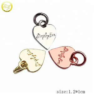 Pingente de logotipo gravado personalizado, forma de coração, pequeno metal, etiquetas para jóias
