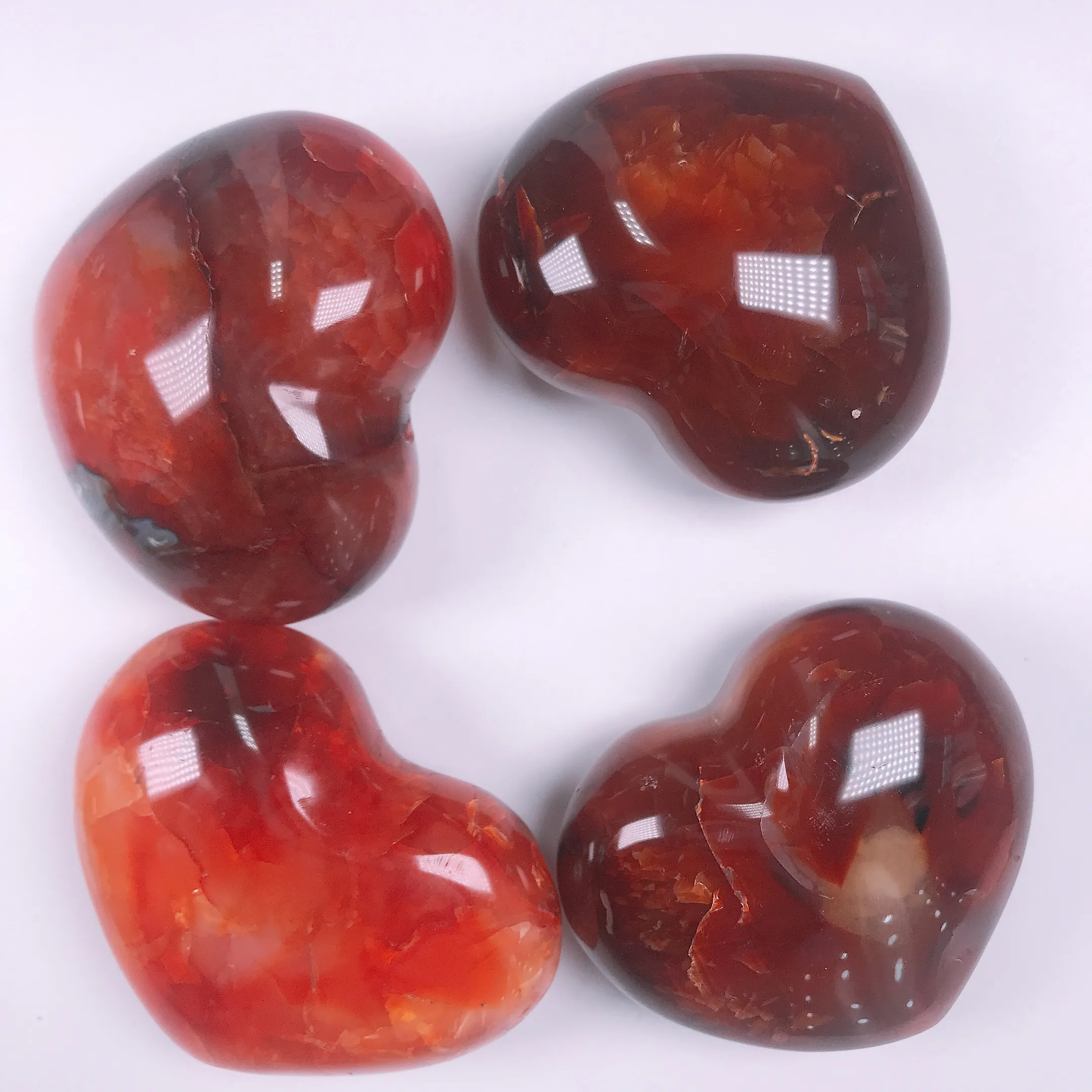 Venta al por mayor Piedra natural ágata cuarzo piedra de corazón Corazón de cristal para llevar regalos rojo ágata cornalina corazón