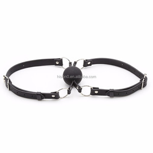 Iki Kişilik Kullanım Aynı Anda Özel Siyah silikon top Gag Iki Deri Kemerler Ağız Gag Çiftler Için Tiny Komik Flört Yetişkin oyuncak - Product Image 2