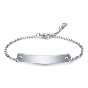 Bracciale Vintage <span class=keywords><strong>in</strong></span> <span class=keywords><strong>Acciaio</strong></span> <span class=keywords><strong>Inossidabile</strong></span> Lucidato a Specchio Argento/Oro/Nero con Messaggio Inciso Personalizzato di Alta Qualità per Uomo/Donna Unisex - Product Image 4
