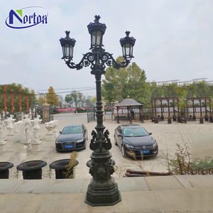 Venta al por mayor de farolas baratas de hierro fundido de 5 luces decoración de aluminio de alta calidad para jardín impresión personalizada para regalos - Product Image 2