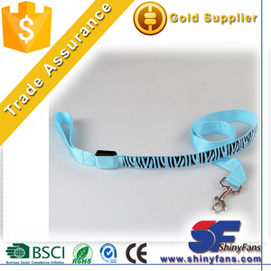 Harnais en Nylon à LED pour <span class=keywords><strong>chien</strong></span>, collier pour chat, gilet de sécurité éclairé pour <span class=keywords><strong>chien</strong></span>, petite/grande/grande taille, nouveau - Product Image 4