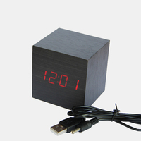 EMAF Logotipo Personalizado Cubo Cuadrado de Madera LED Gadget de Productividad para Escritorio Reloj Despertador Digital con Control de Hora, Día, Temperatura y Sonidos