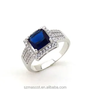 Cincin Desain Kustom Signet Wanita 925 Perak Murni Persegi Cincin Safir Biru Palsu