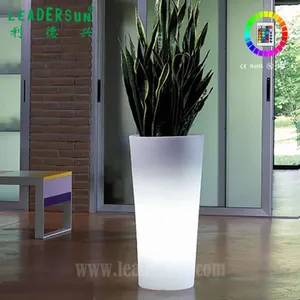 Большой размер, водонепроницаемый RGB светящийся цветочный горшок, высокая светодиодная пластиковая ваза с пультом дистанционного управления