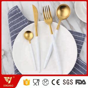 Bộ Dụng Cụ Ăn Được Mạ Vàng Dao Kéo Đồng Mờ Phong Cách Bồ Đào Nha - Product Image 2