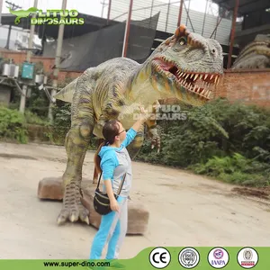Alta Simulación Caminando Con Dinosaurio T-rex Modelo