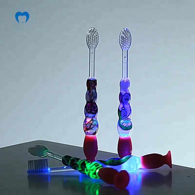 Beste Nieuwe Online Verzending Led Verlichting Knipperende Kids Mini Zachte Borstelharen Tandenborstel