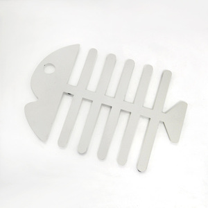 Dessous de plat en métal durable en forme d'ours blanc doux - Product Image 6