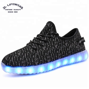 De peso ligero colorido logotipo personalizado brillante <span class=keywords><strong>Zapatos</strong></span> de deporte de los hombres de Led - Product Image 5