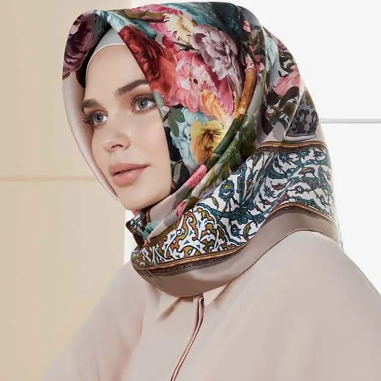 حجاب ساتان مطبوع حجاب إسلامي أنيق أحدث التصميمات حجاب ملون جميل بسعر الجملة من المصنع
