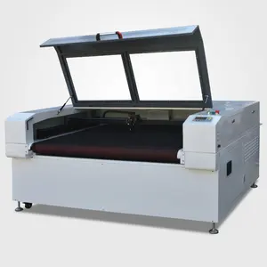 Laser Cutting Mesin Di Cina CM1610 Menampilkan Garis Besar atau Laser Dot Posisi