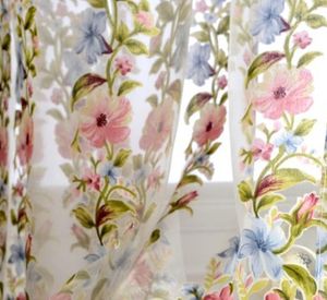 <span class=keywords><strong>Tende</strong></span> trasparenti con motivo <span class=keywords><strong>floreale</strong></span> tradizionale piuttosto ricamato. - Product Image 3