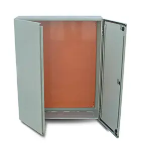 Caja metálica de doble puerta IP55