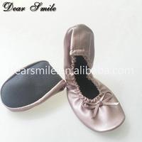 Chaussures de ballet pliable pour les invités, style ballerine, semelle plate, design tendance, nouvelle collection de