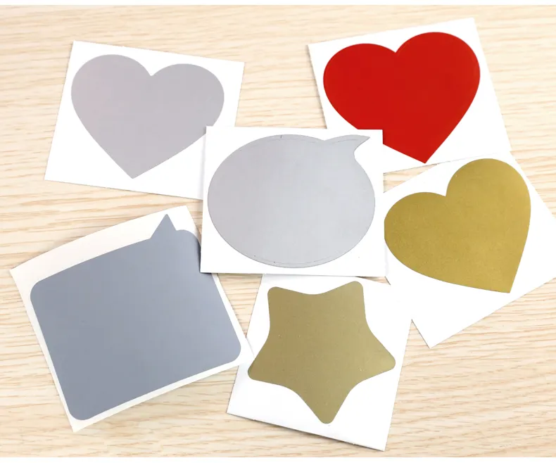 Wholesale Customized Scratch Off Stickers、Gold Silver Scratch Off LabelためGift Card Heart Shape Sticker Printing Roll
