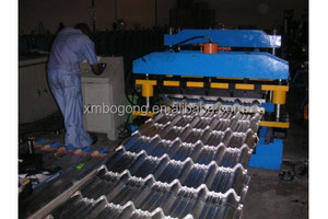 Automatische Maschine zur Herstellung glasierter Fliesen Dach Verwenden Sie eine Stufen ziegel walzen form maschine mit Kern motor komponente - Product Image 6