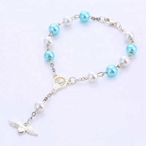 Braccialetto rosario religioso rosa imitazione perle di vetro all'ingrosso, <span class=keywords><strong>bracciale</strong></span> catodico <span class=keywords><strong>con</strong></span> centrotavola maria e ala d'<span class=keywords><strong>angelo</strong></span> - Product Image 3