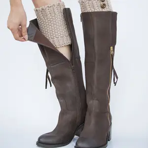 Phụ Nữ Mới Jacquard Lúa Mì Ngắn Dệt Kim Chân Ấm Hơn Vớ Với Nút Mùa Đông Ngắn Rỗng Boot Cuff Vớ