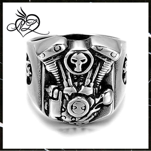 Anillo de Hombre Estilo Motero, Vintage, de Acero Inoxidable Resistente, con Diseño de Motor - Product Image 2