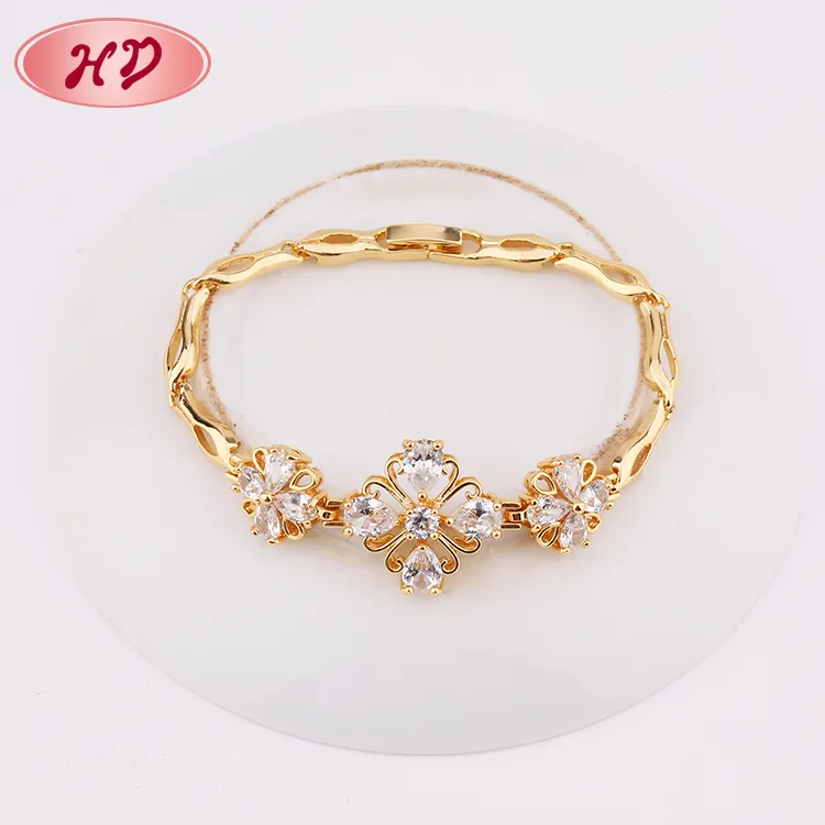 Cheap Wholesale 18K Gold Plated Zircon Bracelet Lady Jewelry In Guangzhou