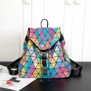 summer Wholesale Bula Fashion high quality Luxury flash reflective PVC gradient triangle reflective geometric rainbow backpack