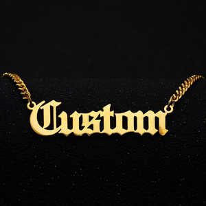 Gioielli placcati <span class=keywords><strong>in</strong></span> oro <span class=keywords><strong>collana</strong></span> <span class=keywords><strong>con</strong></span> <span class=keywords><strong>nome</strong></span> personalizzato vecchia targhetta personalizzata inglese <span class=keywords><strong>con</strong></span> <span class=keywords><strong>collana</strong></span> a catena a maglia cubana per uomo - Product Image 3
