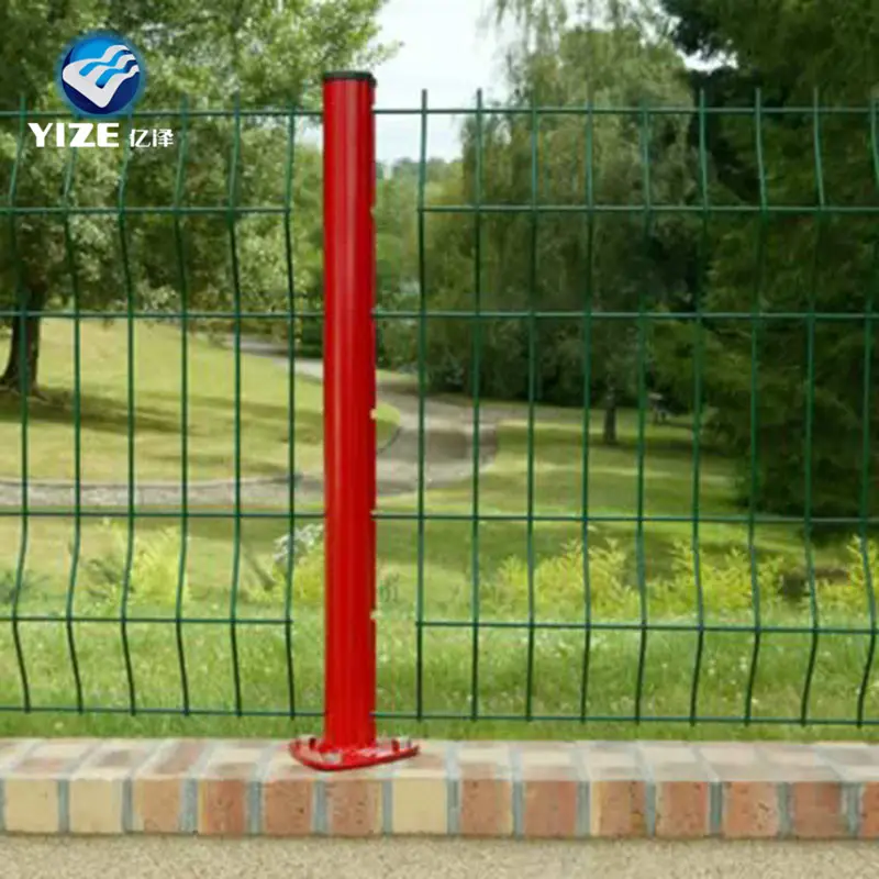 china manufacturer fence wire mesh in poland/green vinyl coated welded wire mesh fence