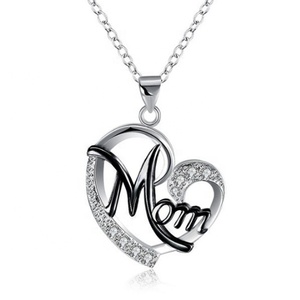 Collana con ciondolo a forma di cuore con ciondolo a forma di cuore per la festa della mamma - Product Image 3