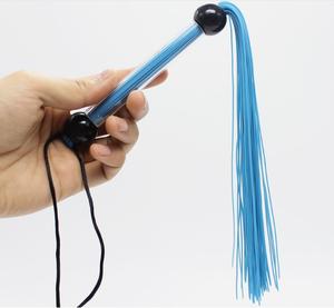 Gummist ränge Mini Tickler Flogger, Gummi peitsche mit Perlen am Griff - Product Image 5