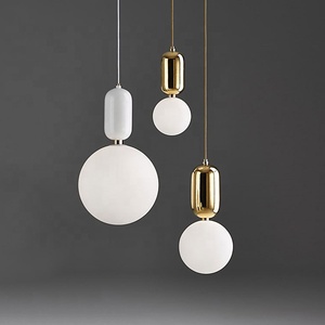 Lampe suspendue de chevet de chambre à coucher de designer en gros, moderne, blanche, ronde, en verre, <span class=keywords><strong>globe</strong></span>, boule, <span class=keywords><strong>luminaire</strong></span> suspendu - Product Image 4