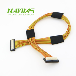 Cable de Pantalla LVDS de 31 Pines Personalizado para Transmisión de Señal de Panel LCD y Arnés de Cables para Pantallas Industriales - Product Image 1
