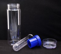 Bouteille d'eau détox en Tritan écologique de 25 oz avec infuseur, nouvelle bouteille d'eau infuseur de fruits 2016, 800 ml, matière première plastique