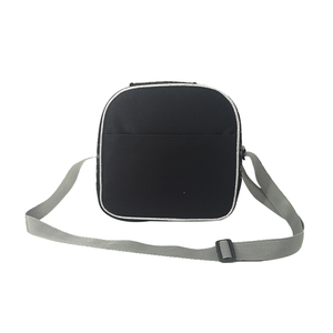Nouvelle tendance du fabricant direct <span class=keywords><strong>Sac</strong></span> <span class=keywords><strong>isotherme</strong></span> pour enfants Mode coréenne personnalisée <span class=keywords><strong>Sac</strong></span> à lunch <span class=keywords><strong>isotherme</strong></span> à paillettes en cuir PU pour enfants - Product Image 4