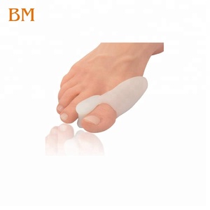 Séparateurs d'orteils en gel de silicone de couleur douce pour le soin des ongles des pieds, correction des <span class=keywords><strong>hallux</strong></span> <span class=keywords><strong>valgus</strong></span> et des bunions, pour enfants et correction des gros orteils - Product Image 2