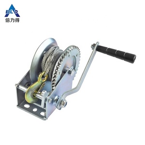 Verricello a Muro di Precisione Zincato Approvato per Uso Nautico, Capacità 825 kg, Azionamento Manuale, Altezza di Sollevamento 3m, Garanzia 3 Anni - Product Image 6