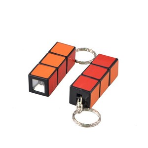 Abs nhựa ma thuật Cube Keychain Torch ánh sáng siêu sáng LED ánh sáng Móc chìa khóa đèn pin cho khuyến mãi - Product Image 2