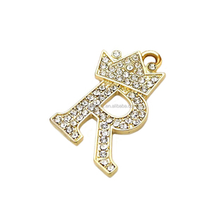 Commercio all'ingrosso di Yiwu Fabbrica di Nuovo Modo Capitale Alfabeto Lettere <span class=keywords><strong>R</strong></span> Corona di Fascini Del Pendente Per Collane Fare - Product Image 4
