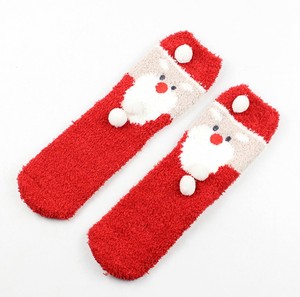 Plancher brodé bas <span class=keywords><strong>de</strong></span> noël cadeau adulte dames corail velours épaissir chaud Animal dessin animé chaussettes - Product Image 3
