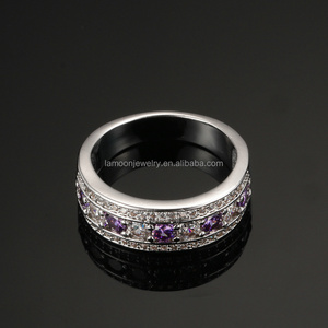 Cincin Kawin Wanita Grosir Berkualitas Tinggi dari Paduan Tembaga Klasik Berlapis Emas 18K & Emas Putih dengan Setting Berlian CZ Model Pave R585 - Product Image 2