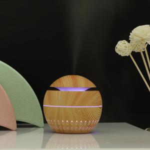 2021 Sản phẩm mới đẹp hiệu ứng ánh sáng <span class=keywords><strong>Mini</strong></span> USB xe tạo độ ẩm với 7 màu LED thay đổi - Product Image 2