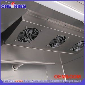 Réfrigérateur congélateur professionnel hermétique en acier inoxydable, à quatre portes, noir, robuste, pour le stockage au chaud - Product Image 6