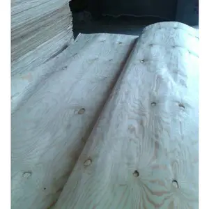 โรตารี่ตัดไม้สนวีเนียร์หน้าแผ่นไม้อัดสำหรับไม้อัด