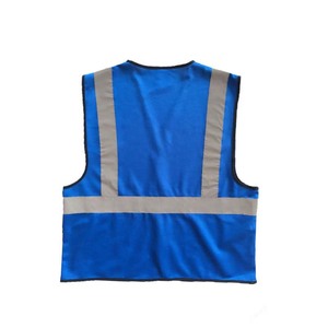 سترة أمان رمادية عالية الانعكاس مع شريط عاكس معتمد وفقًا لمعيار ZUJA EN ISO 20471، مريحة ومرنة وذات متانة صناعية - Product Image 4