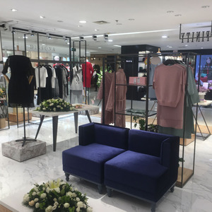 Metal Garment Clothes <strong>Rack</strong> <strong>Display</strong> Stand <strong>Retail</strong> <strong>Used</strong> <strong>Clothing</strong> <strong>Racks</strong> for Sale - Product Image 6