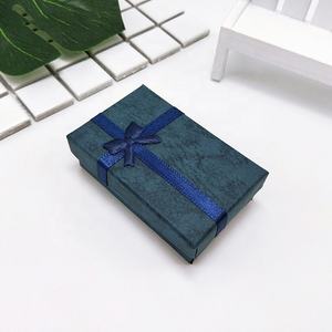 Bán Buôn Tông Tùy Chỉnh Thực Hiện Đầy Màu Sắc Đồ Trang Sức Handmade Hộp Bao Bì Đồ Trang Sức Bao Bì PaperJewelry Hộp Quà Tặng Với Bọt - Product Image 3