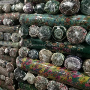 Stock Super Pas Cher Fleur Imprimé 100% Polyester <span class=keywords><strong>Tissu</strong></span> <span class=keywords><strong>En</strong></span> Mousseline De Soie - Product Image 3