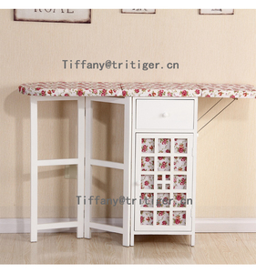 โต๊ะเหล็กพับได้สีขาวโบราณ <span class=keywords><strong>ตู้</strong></span>ไม้หวายสไตล์โมเดิร์นพร้อมโต๊ะรีด<span class=keywords><strong>ผ้า</strong></span> - Product Image 4